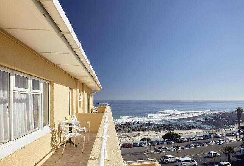 אתר נופש First Group Riviera Suites