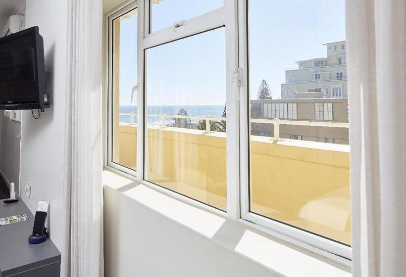 אתר נופש First Group Riviera Suites