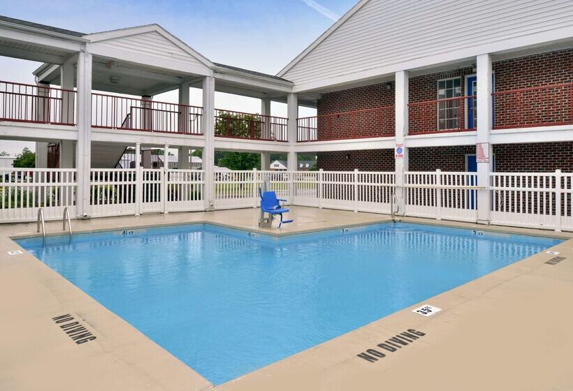 ホテル Americas Best Value Inn Edenton