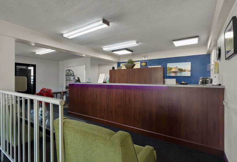ホテル Americas Best Value Inn Edenton