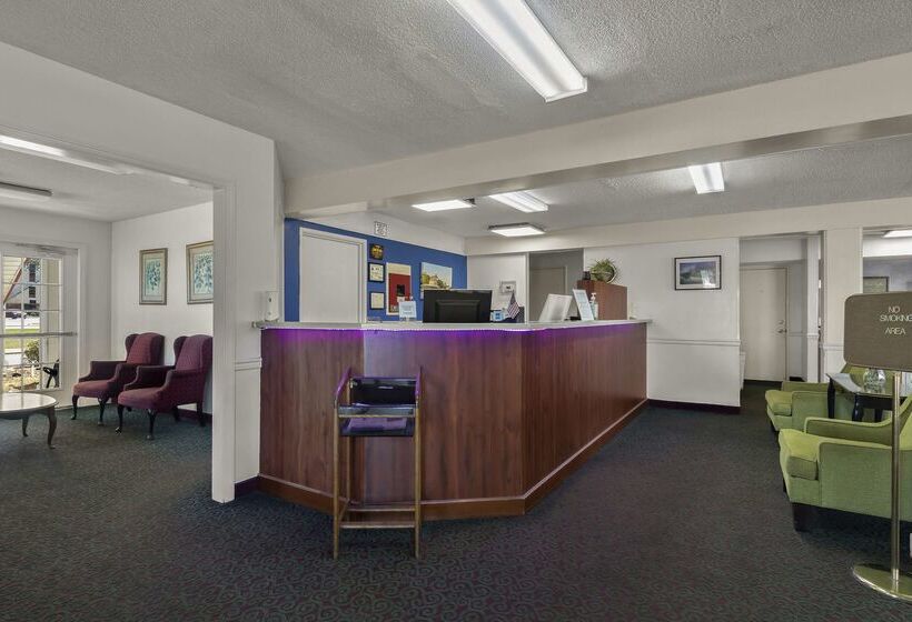 ホテル Americas Best Value Inn Edenton
