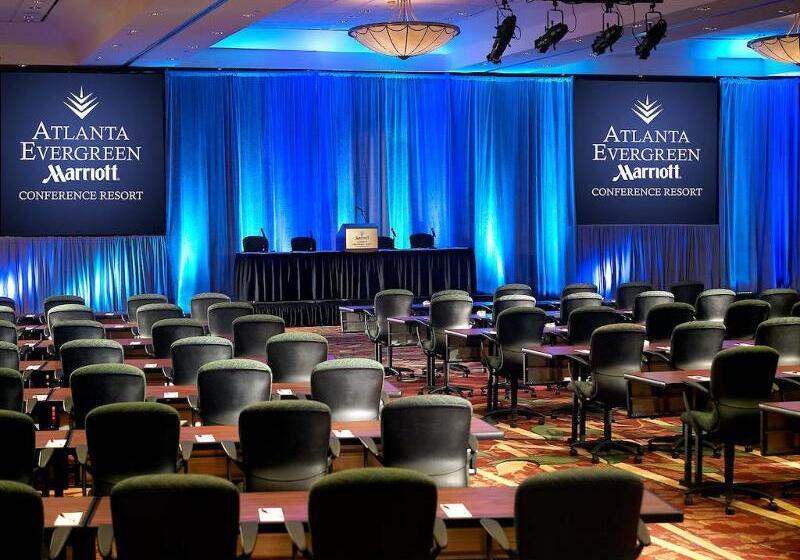 ホテル Atlanta Evergreen Lakeside Resort