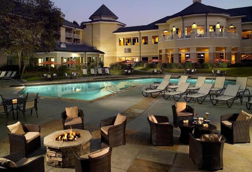 ホテル Atlanta Evergreen Lakeside Resort