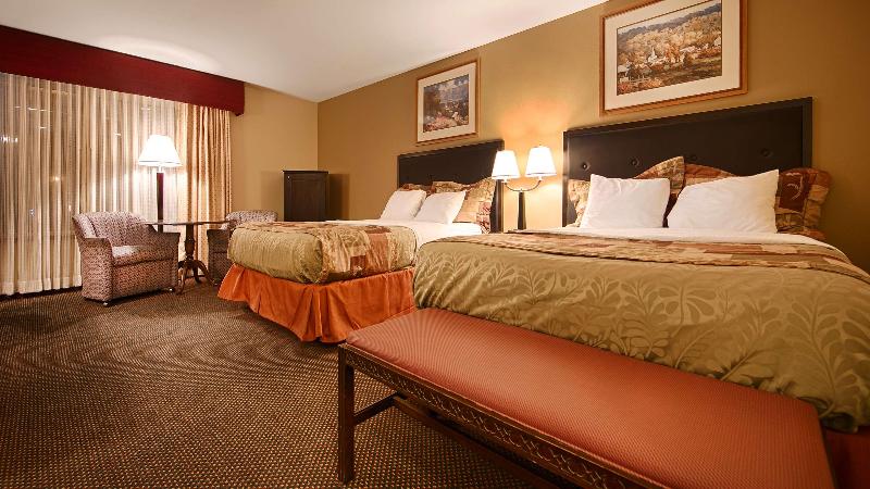 בית מלון כפרי Best Western Plus Gold Country Inn