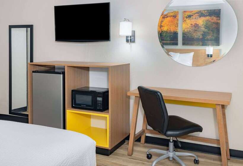 בית מלון כפרי Days Inn By Wyndham Spartanburg Waccamaw