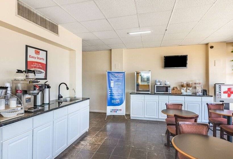 فندق Econo Lodge