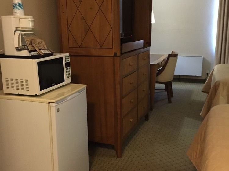 فندق Gateway Inn & Suites