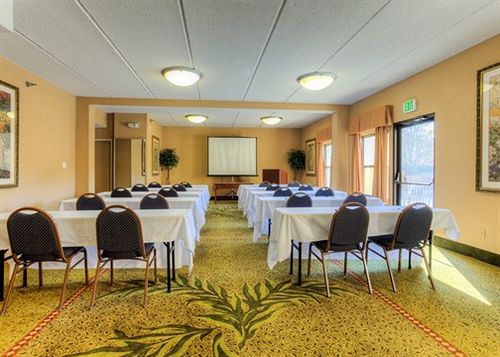 호텔 Wyndham Garden Greenville Airport