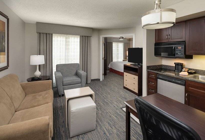 هتل Homewood Suites By Hilton Chicago  Schaumburg