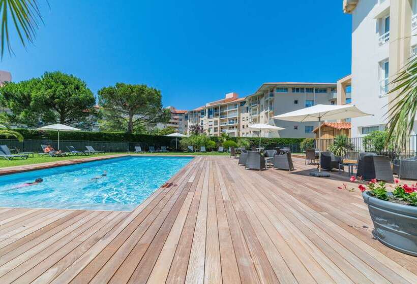 هتل Hôtel Littéraire Jules Verne, BW Signature Collection