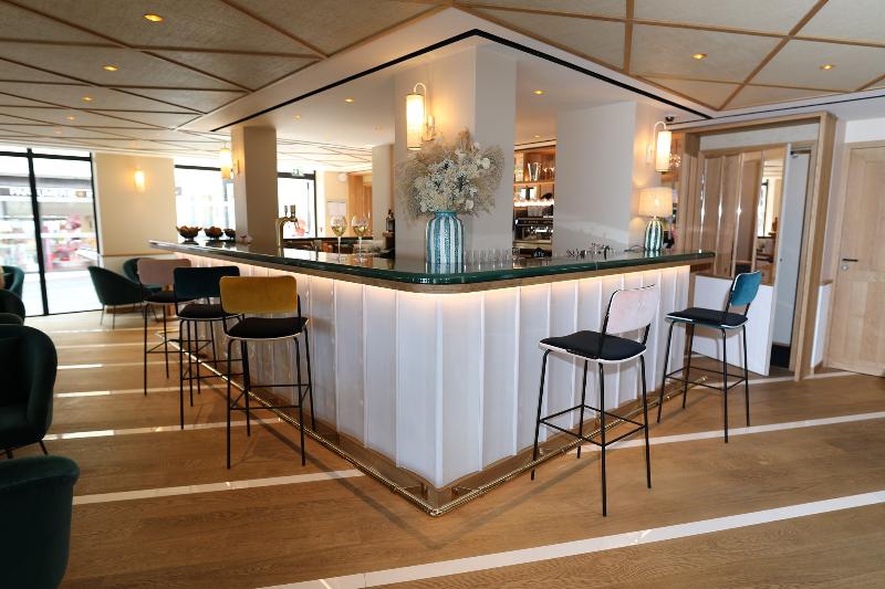 هتل Le Cafe De Paris