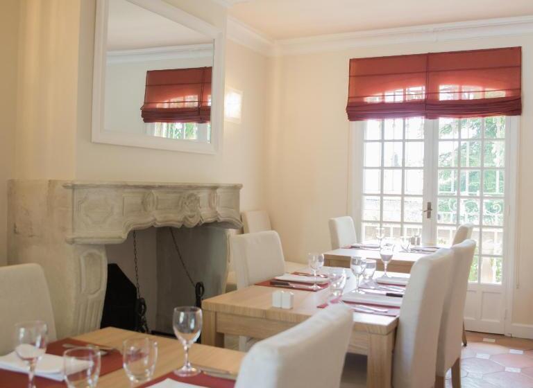 ホテル L'Enclos des Lauriers Roses