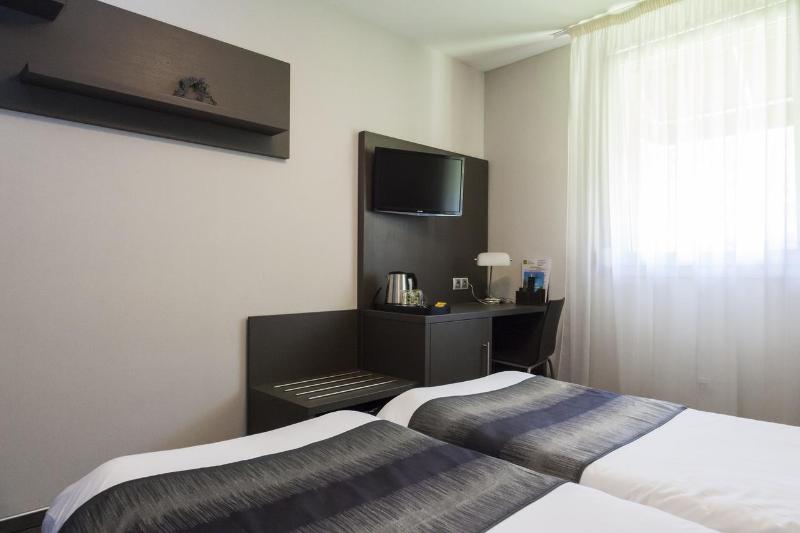 Отель Logis Hôtel Le Mas De Jossyl
