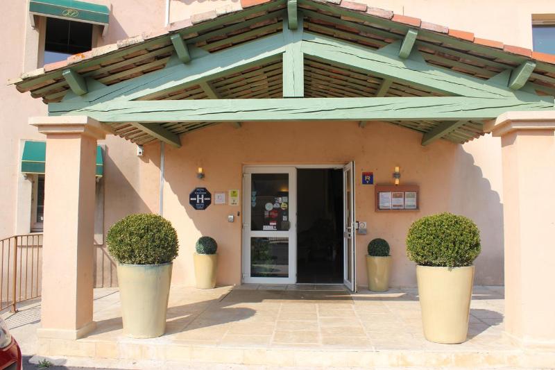 Отель Logis Hôtel Le Mas De Jossyl