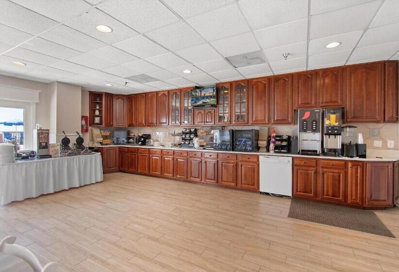 ホテル Ocean Isle Inn