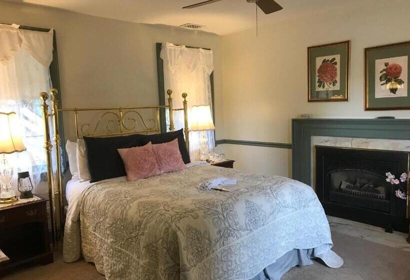 ホテル Parsonage Inn Bed And Breakfast