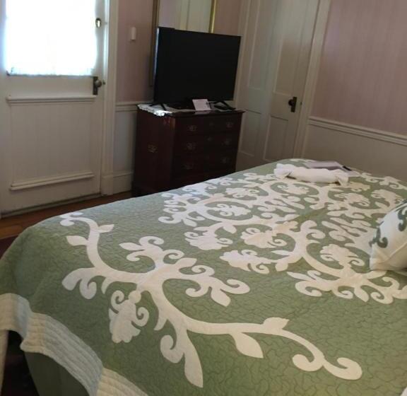 ホテル Parsonage Inn Bed And Breakfast