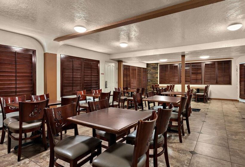 هتل Quality Inn Saint George South Bluff