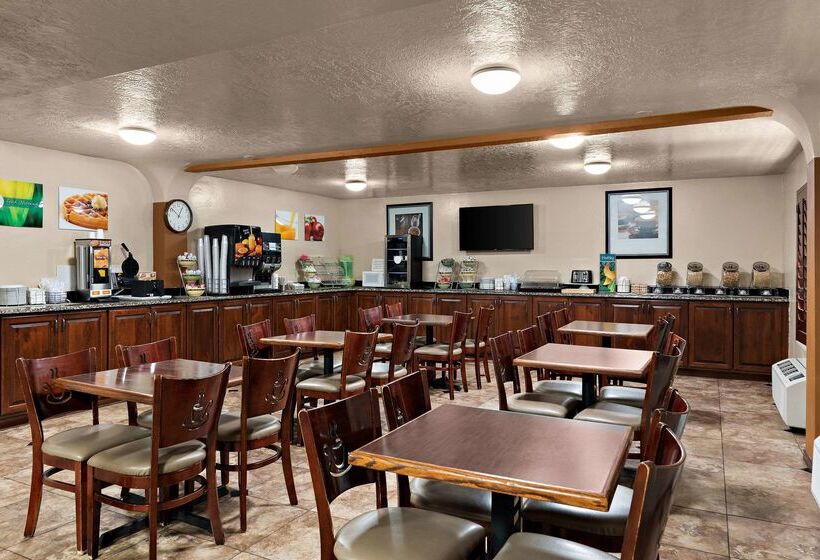 هتل Quality Inn Saint George South Bluff