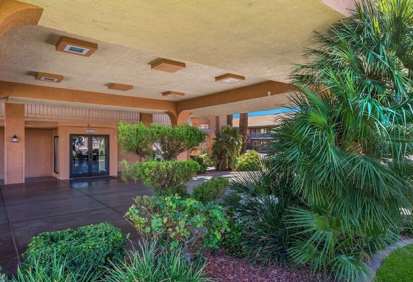هتل Quality Inn Saint George South Bluff