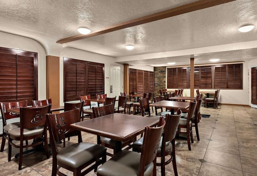 هتل Quality Inn Saint George South Bluff