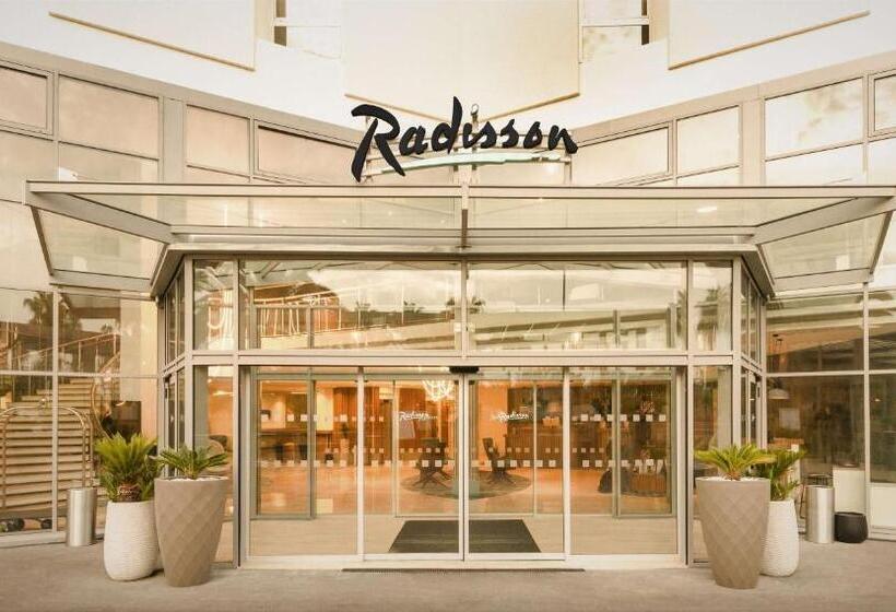 Radisson Hotel Nice Airport