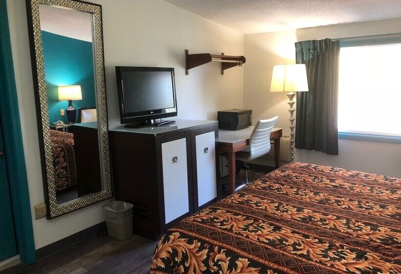 فندق على الطريق Econo Lodge