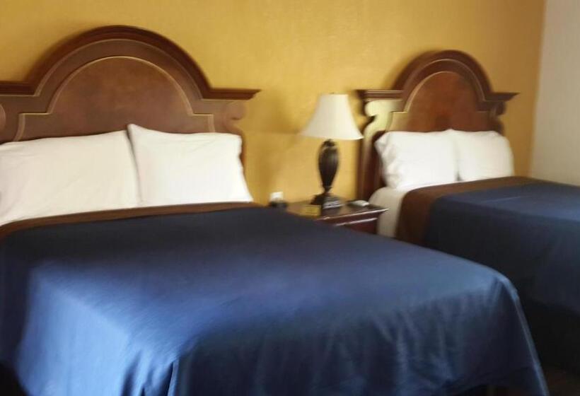 호텔 American Regency Inn
