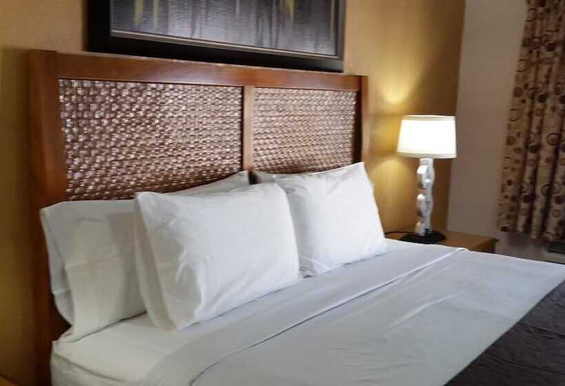 호텔 American Regency Inn
