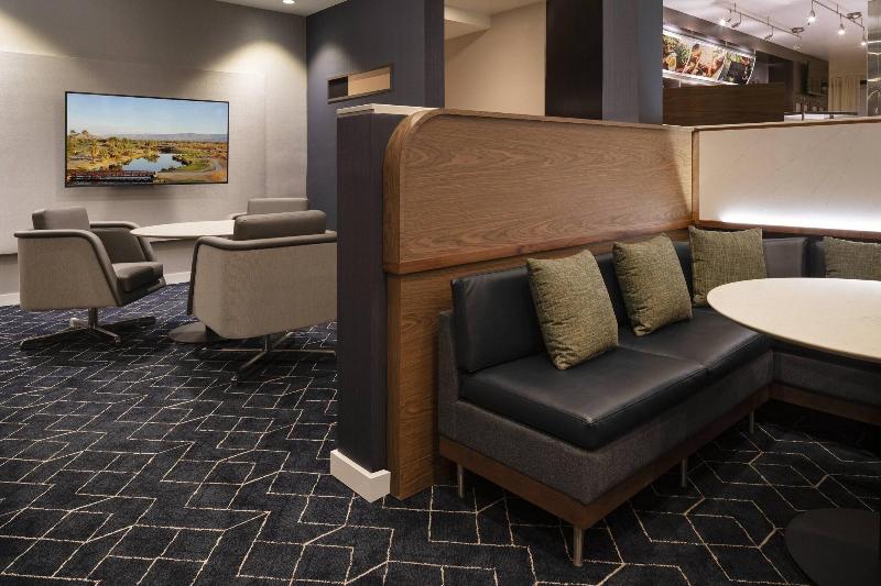 Hotel Courtyard By Marriott Palm Springs