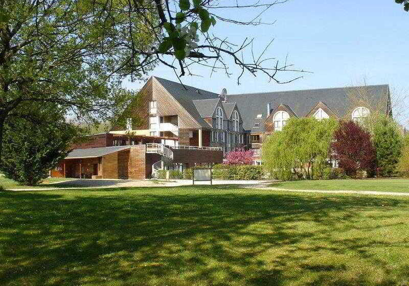 ホテル Domaine De La Forêt D Orient, Logis Hôtel, Restaurant, Spa Et Golf