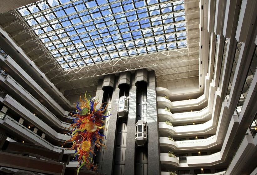 هتل Embassy Suites By Hilton Los Angeles International Airport North