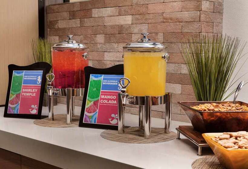 فندق Embassy Suites By Hilton Monterey Bay Seaside