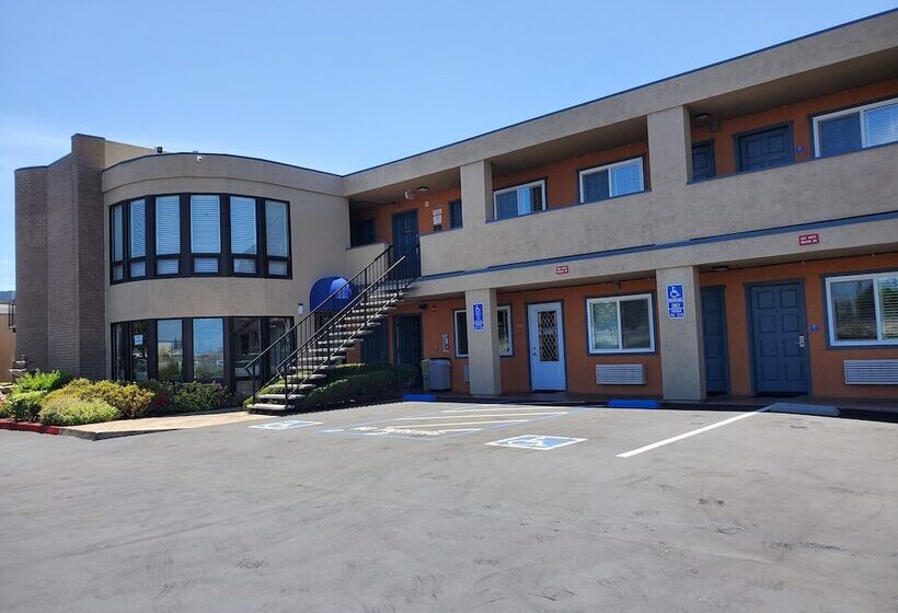 בית מלון כפרי Good Living Inn