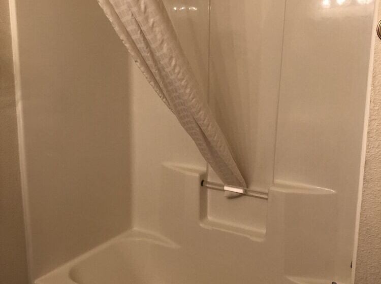 فندق Guesthouse Inn & Suites Kelso/longview