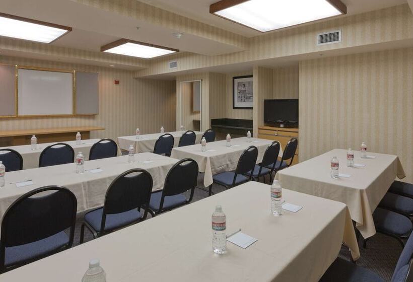 هتل Hampton Inn Las Vegas/summerlin