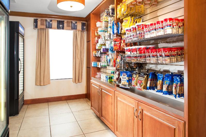 فندق Four Points By Sheraton Fayetteville Fort Liberty