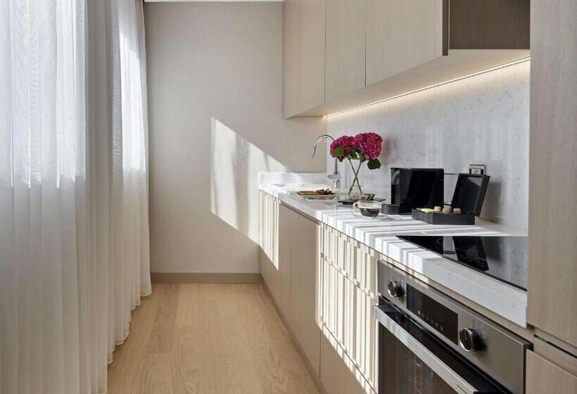 Mövenpick Hotel Istanbul Bosphorus