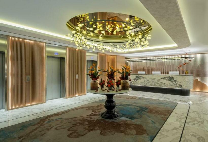 Mövenpick Hotel Istanbul Bosphorus