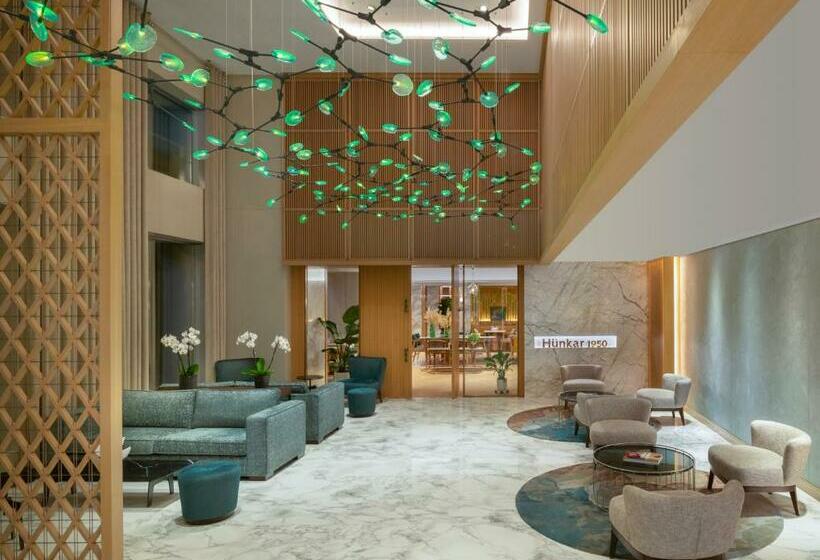 Mövenpick Hotel Istanbul Bosphorus