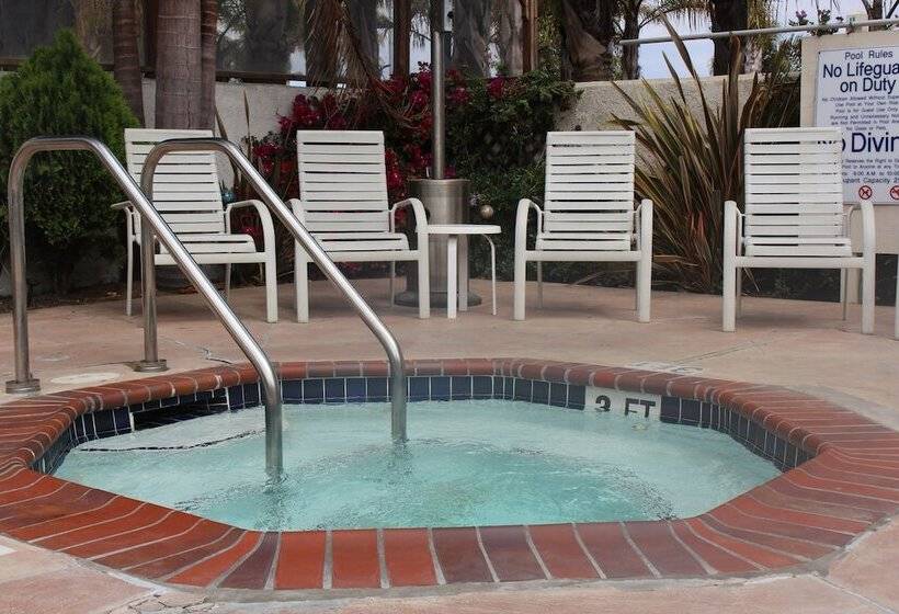 ホテル O'cairns Inn And Suites