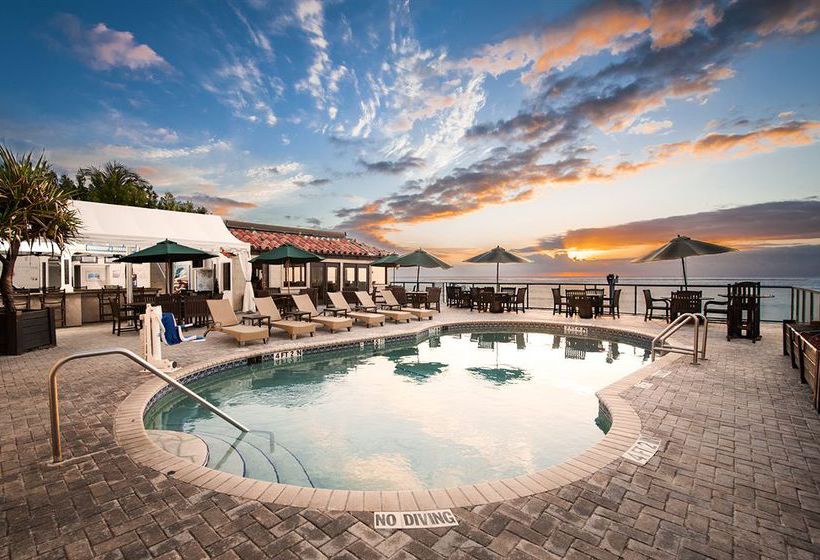 Отель Palm Beach Hawaiian Ocean Inn
