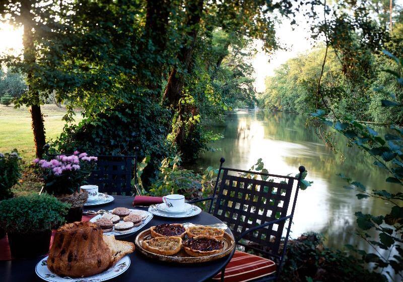 هتل Hôtel Château De L Ile