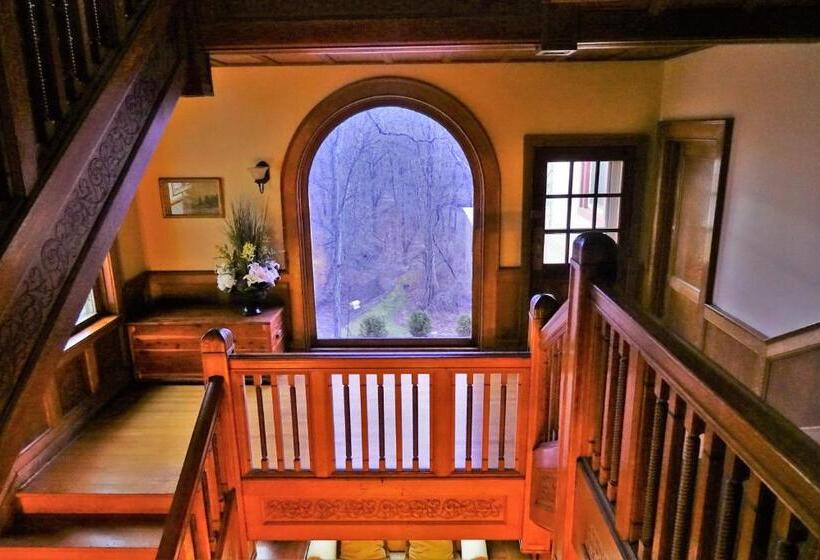 ホテル The Inn At Ragged Edge