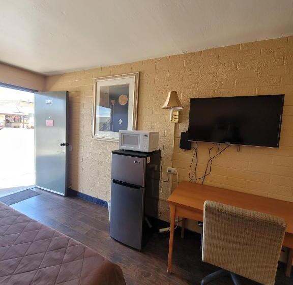 Westerner Motel