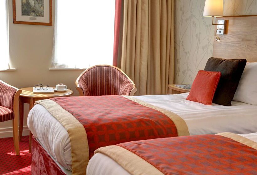 Best Western Plus Milford Hotel