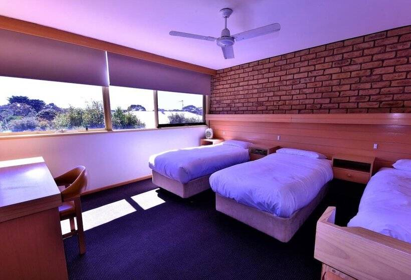 Flinders Cove Motel