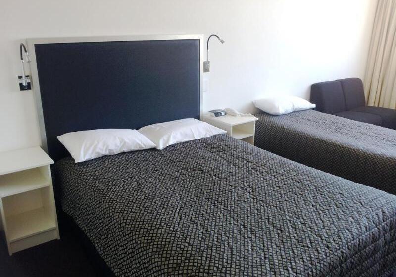 هتل Atlantic Tower Motor Inn