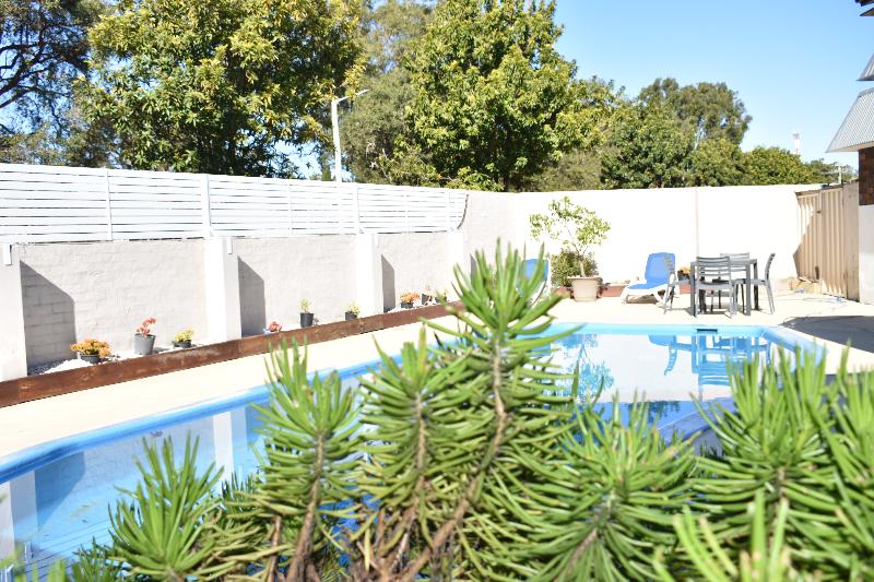 هتل Best Western Parkside Motor Inn