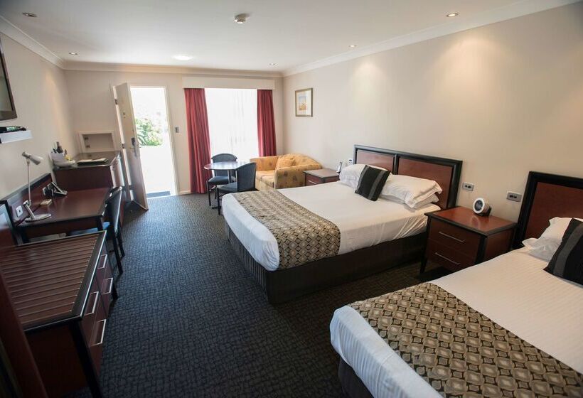 فندق Best Western Plus All Settlers Motor Inn